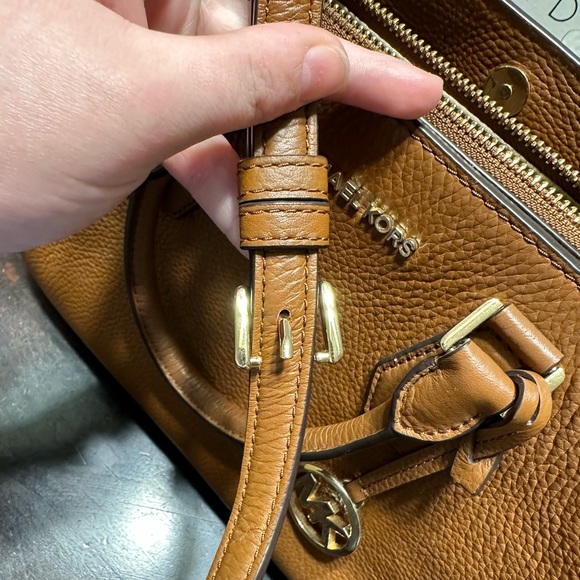 Michael Kors Satchel - Picture 5 of 8